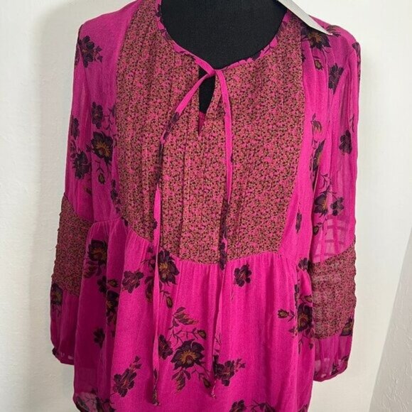 NWT Magenta top long sleeved Daniel Rainn size M medium Stitch Fix - Picture 1 of 4
